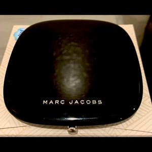 Marc Jacobs Omega Brozer